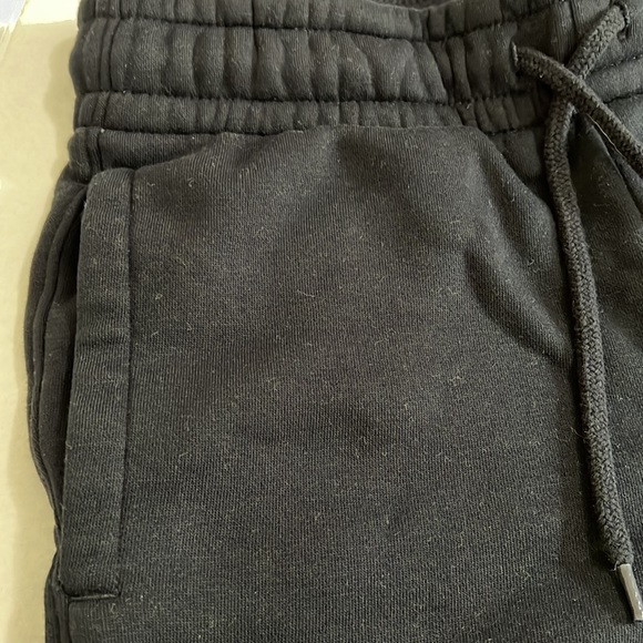 Good fellow & Co. Jersey Black Men’s Shorts. - Picture 3 of 5